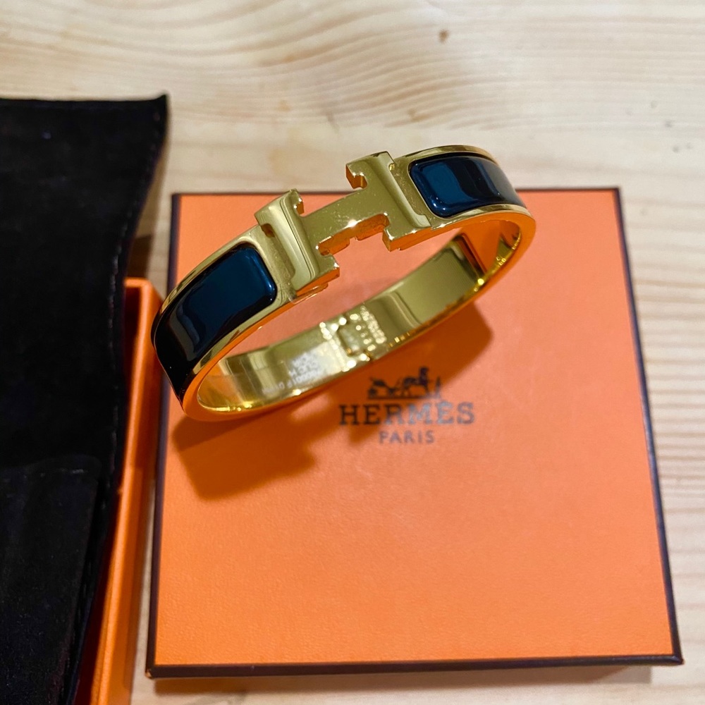 Hermès The H Bracelet/ Black